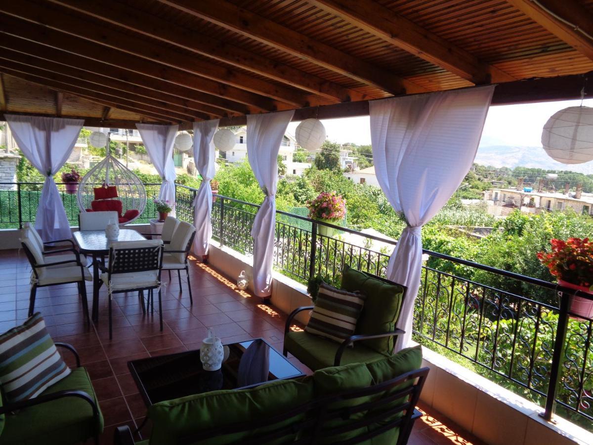 Villa Cato Sarandë Exteriör bild